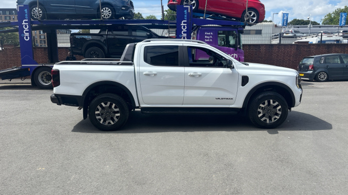 Ford Ranger Petrol Pick Up D/Cab Wildtrak 2.3 EcoBoost PHEV 281 Auto - Image 31
